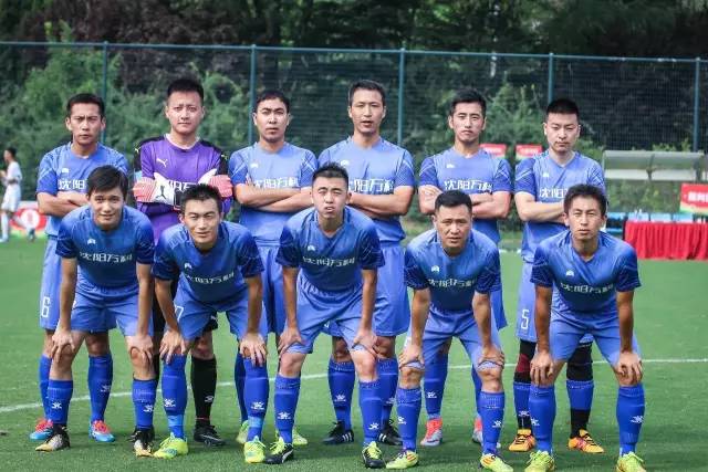 41岁双响！官方：C罗当选葡萄牙5-0乌兹别克斯坦全场最佳球员